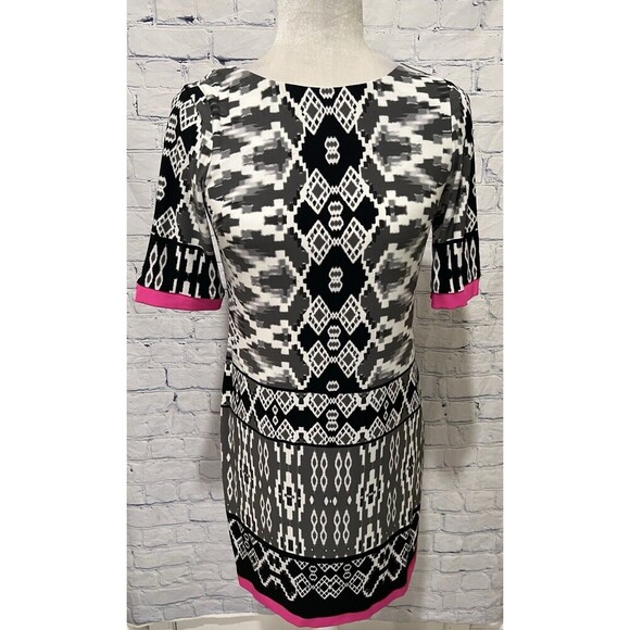 Eliza J Dresses & Skirts - Eliza J Black White Geometric Print Boatneck Zip Shift Dress Petite 2 Lined